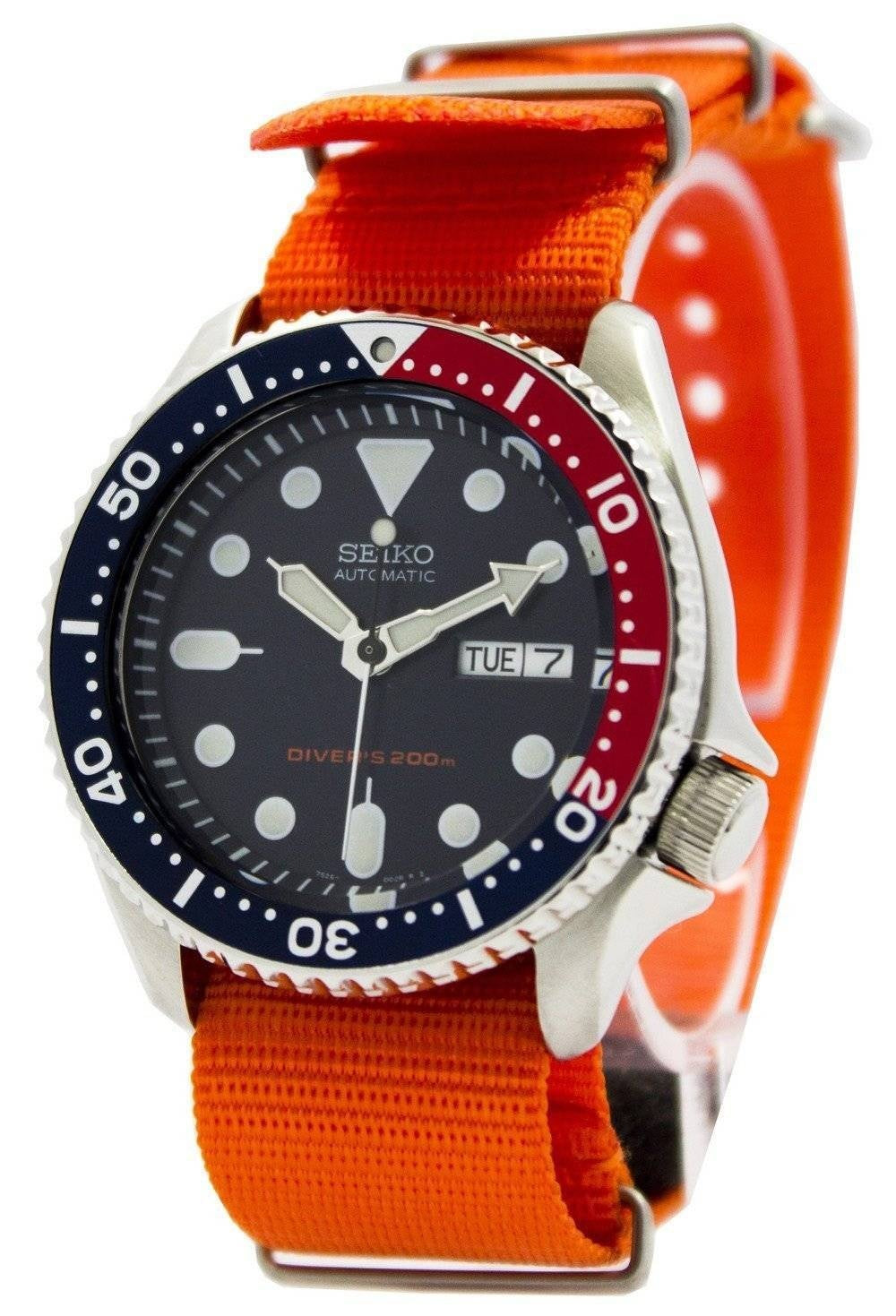 Seiko Automatic Diver's 200M NATO Strap SKX009K1-var-NATO7 herrklocka
